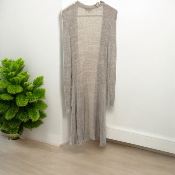 Grace & Lace long light cardigan with slits on sides and 2 front pockets. S/M - Picture 2 of 5